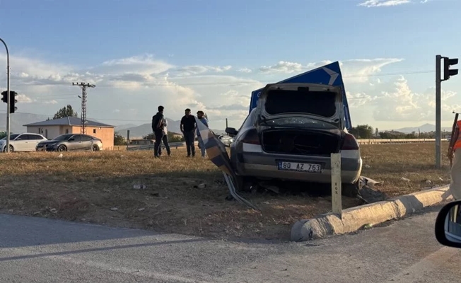 Afşin'de trafik kazası: 3 yaralı