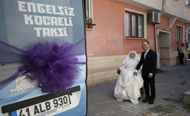 'Engelsiz Taksi' gelin arabası oldu