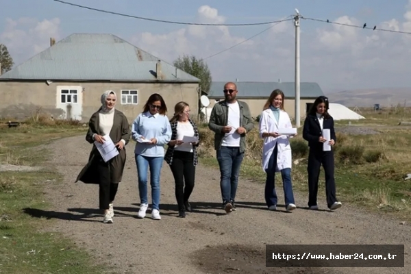 Muş'ta kız çocukları okusun diye sahadalar