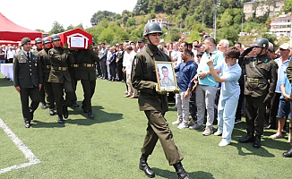 Şehit Er  Ahmet Saygın yapılan törenle Yığılca'da toprağa verildi