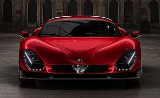 İşte Alfa Romeo 33 Stradale’nin ‘Kükreyişi’