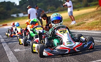 Karting 4. ayakta nefes kesen mücadele