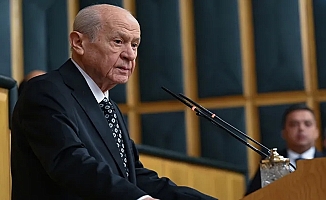 Bahçeli: Kapımızın önünde baykuş öttürmeyiz!